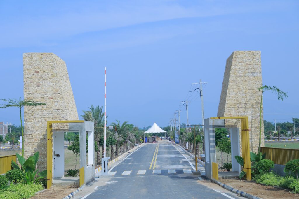 Main_entrance 2
